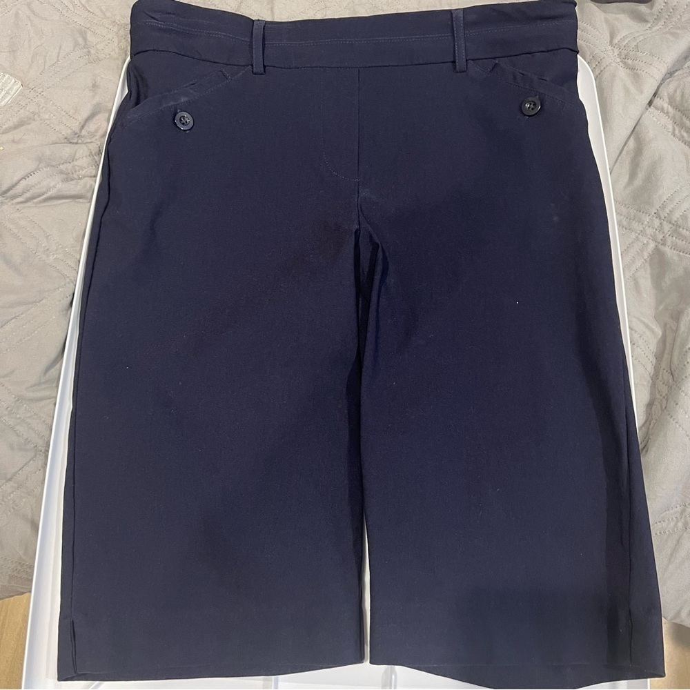 Rekucci Wonen’s Pull-On Bermuda Shorts Size 8 Navy